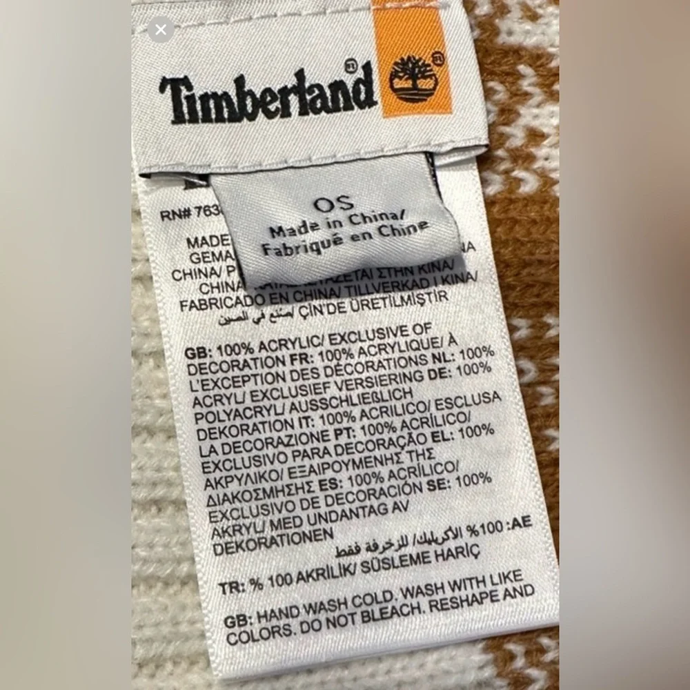 NWT Timberland White & Tan Plaid Knit Scarf. 64” Long. Unisex